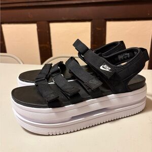 Nike Women's Black and White Platform Sandals